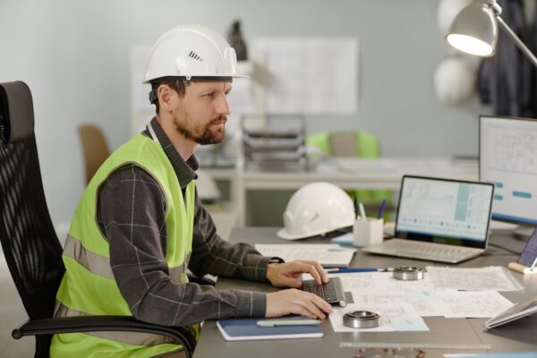 At Optima Construction Services Ltd, we specialise in delivering fully coordinated building envelope systems tailored to the needs of the high-tech, industrial, and commercial sectors.